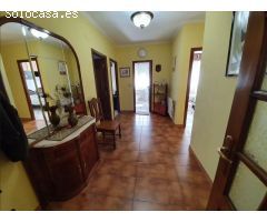 CASA IMPECABLE CON TERRENO EN ZONA DE ZAS