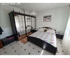 CASA IMPECABLE CON TERRENO EN ZONA DE ZAS