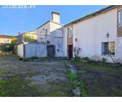 CASA DE PIEDRA CON AMPLIO TERRENO ZONA DE CALO, TEO