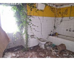 CASA DE PIEDRA CON ALPENDRE Y ALMACEN EN ZONA DE ONS, BRION