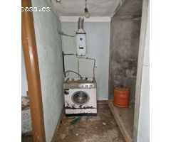 CASA DE PIEDRA CON ALPENDRE Y ALMACEN EN ZONA DE ONS, BRION