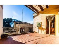 CASA REFORMADA RÚSTICA AL CENTRO DE SANT LLORENÇ SAVALL