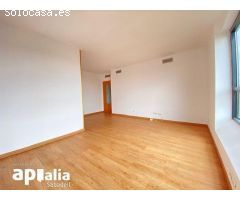 Vive frente al Parc Catalunya: luz, vistas y comodidad en cada rincón