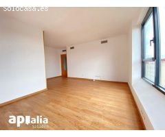 Vive frente al Parc Catalunya: luz, vistas y comodidad en cada rincón