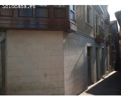 Se Vende  local comercial en el Centro de  Balmaseda