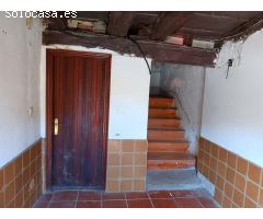 Se Vende Casa Pareada con Terreno en Valle de Mena