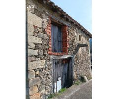 Se Vende  Caserío  en Valle de Mena