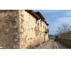 Se Vende  Caserío  en Valle de Mena