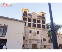 VENTA DE INMUEBLE FRENTE TEATRO ROMEA