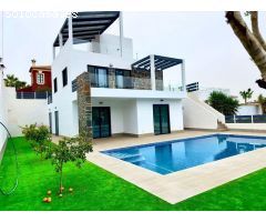 CHALET EN CIUDAD QUESADA. ALICANTE