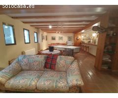 PRECIOSA VIVIENDA EN EL PUEBLO DE TIBI