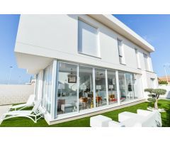 PROMOCIÓN DE VILLAS EN GRAN ALACANT DESDE 575.000€