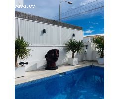 Descubre esta lujosa propiedad en la Siesta, Alicante, Torrevieja