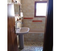 Hotel diseñado para hacer realidad tus sueños y disfrutar en familia, ideal para grupos numerosos.  