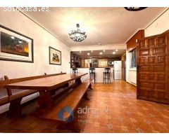 Chalet en Venta en Lardero, La Rioja