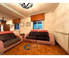 Chalet en Venta en Lardero, La Rioja