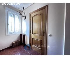 Chalet en Venta en Lardero, La Rioja