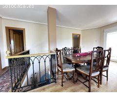 Chalet en Venta en Lardero, La Rioja
