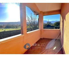 Chalet en Venta en Lardero, La Rioja