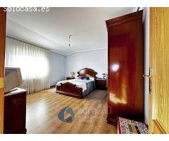 Chalet en Venta en Lardero, La Rioja