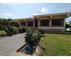 Chalet en Venta en Lardero, La Rioja