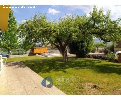 Chalet en Venta en Lardero, La Rioja