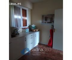 Chalet en Venta en Lardero, La Rioja