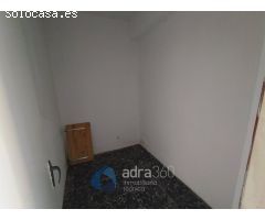 Local comercial en Alquiler en Oyón, Álava