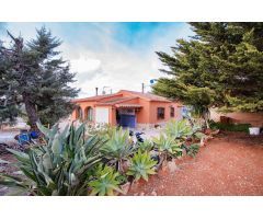 Chalet en Venta en Benissa, Alicante
