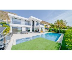 Villa de Lujo en Venta en Finestrat, Alicante