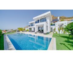Villa de Lujo en Venta en Finestrat, Alicante