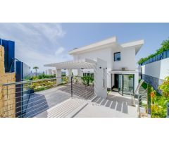 Villa de Lujo en Venta en Finestrat, Alicante