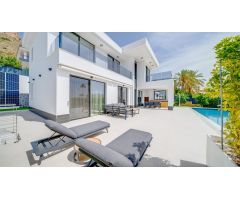 Villa de Lujo en Venta en Finestrat, Alicante