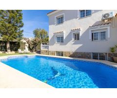 Chalet en Venta en Calpe / Calp, Alicante