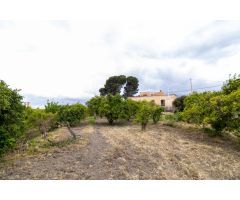 ¡Oportunidad única en Rioja, Almería!