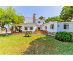 CHALET EN LA ZON DE EL CAMPITO, CHICLANA