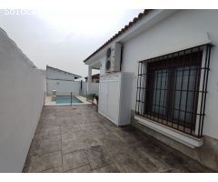 ESPECTACULAR CHALET EN CHICLANA
