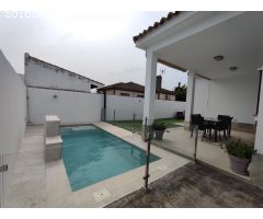 ESPECTACULAR CHALET EN CHICLANA