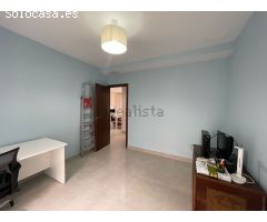 Piso en Venta en Sanlúcar la Mayor, Sevilla