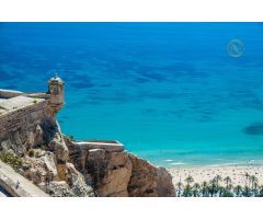 Villa de Lujo en Venta en Monforte del Cid, Alicante