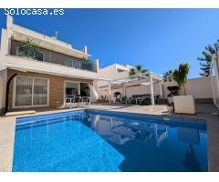 Chalet en Venta en Pilar de la Horadada, Alicante