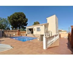 Chalet en Venta en Torrevieja, Alicante