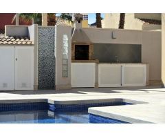 Chalet en Venta en San Miguel de Salinas, Alicante