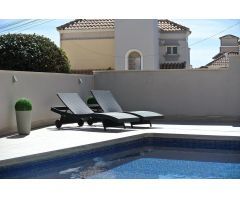 Chalet en Venta en San Miguel de Salinas, Alicante