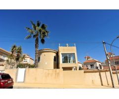 Chalet en Venta en San Miguel de Salinas, Alicante