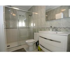 Chalet en Venta en San Miguel de Salinas, Alicante