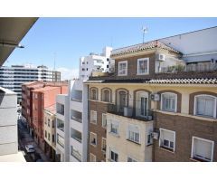 Alquiler ático duplex, 3 dormit., con terraza 18 m2, garaje y trastero, C/ Burgos junto Av Goya.