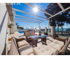 Impresionante villa moderna con acceso privado a la playa en Mijas