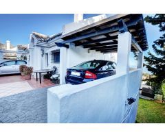 Casa en zona privilegiada en Benalmadena Pueblo con vistas, parking, jardin y piscina