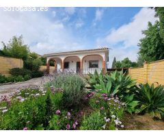 Villa Independiente en venta en Alhaurín El Grande